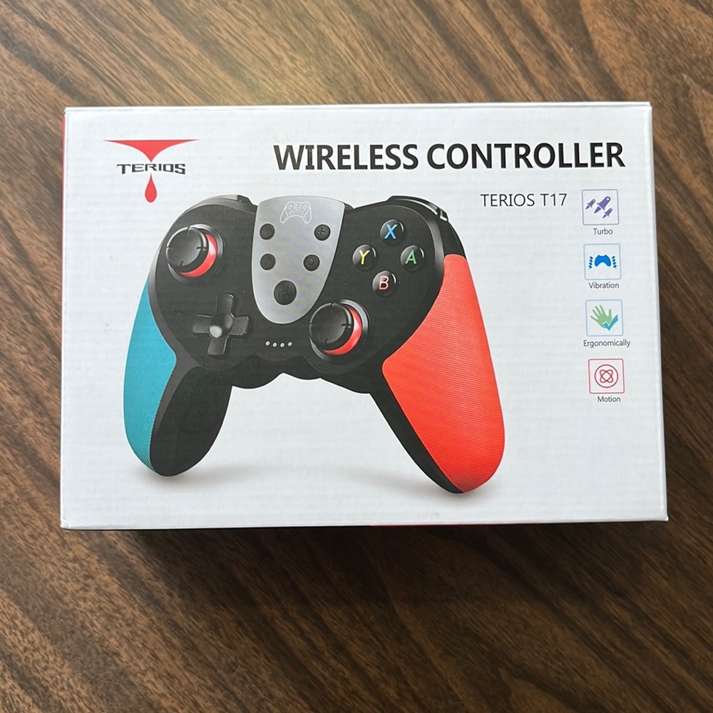 NEW NIB TERIOS Wireless Bluetooth Pro Controller Switch